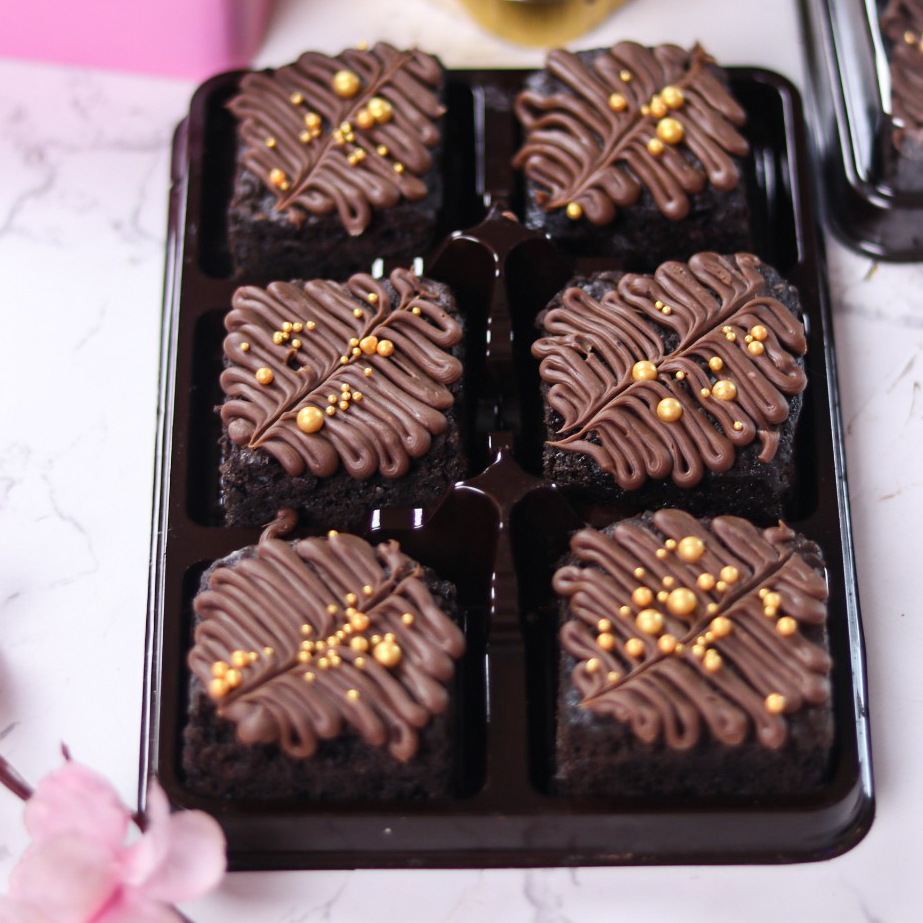 6 Piece Brownie