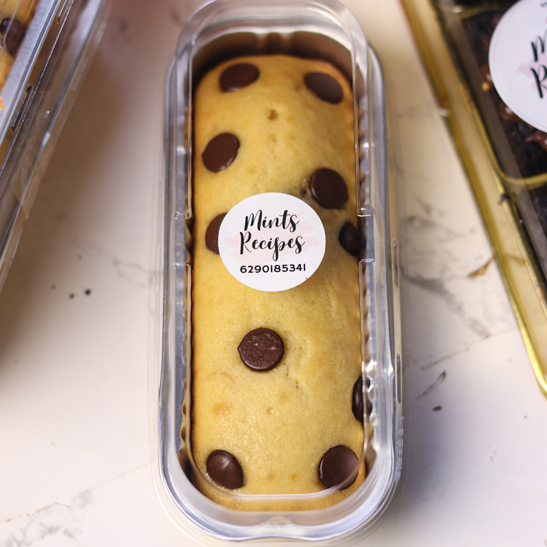Chocochip Butter Cake